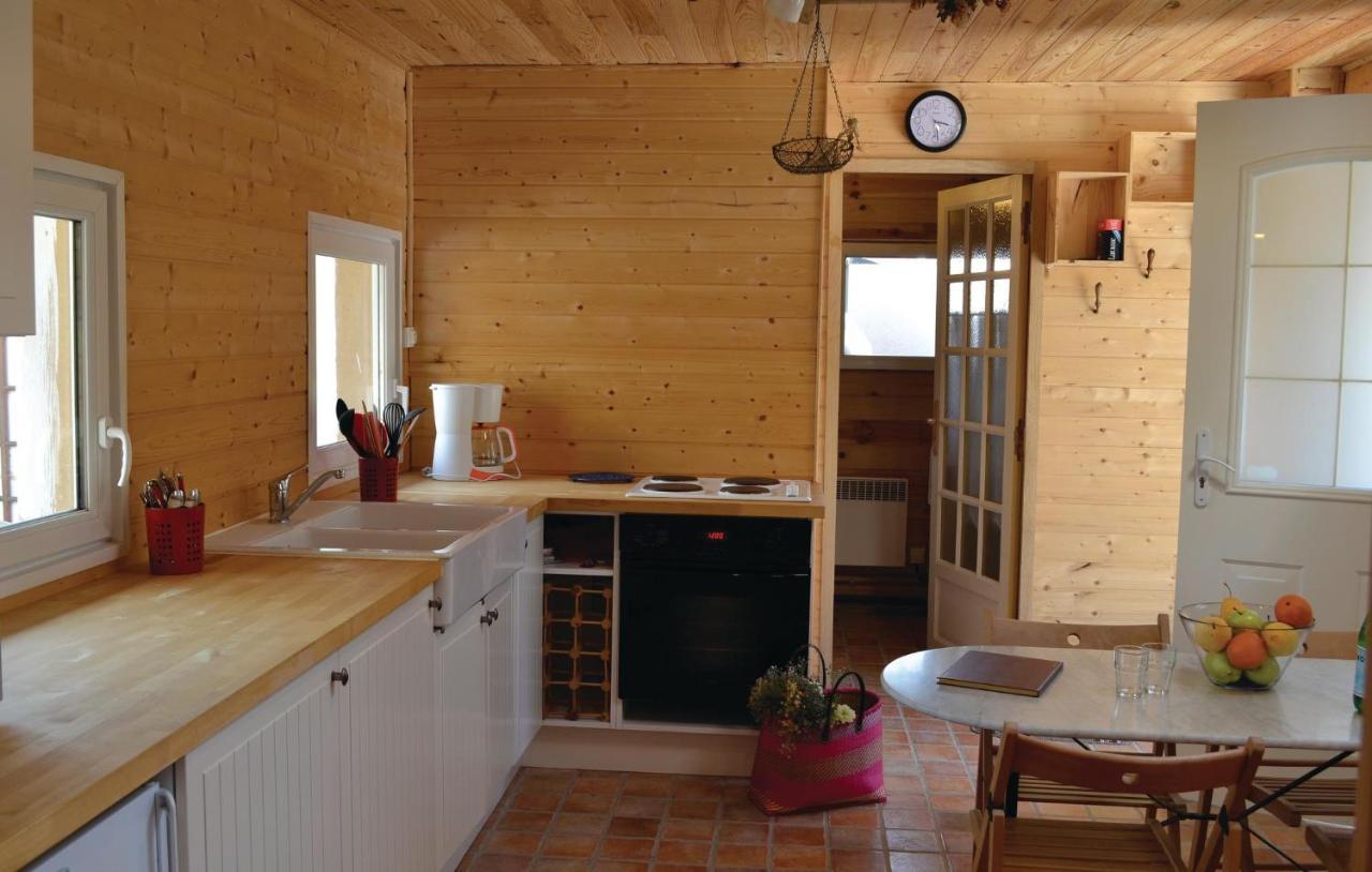 Gorgeous Home In Senlecques With Kitchen Exterior foto